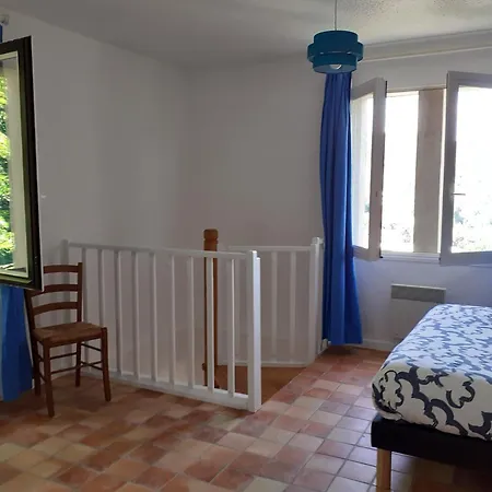 Du Vigneron A La Terrasse Piscine Local Velos Tatil Evi Tournon-sur-Rhone